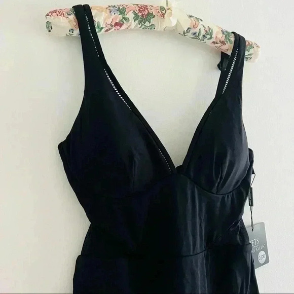 New $177.00 JETS Jessica Allen One Piece Swimsuit Black Mesh - Picture 2 of 10